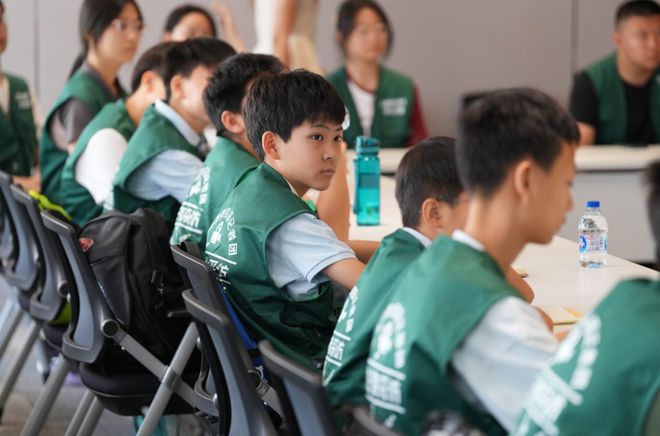 小记者探科技探秘生命密码：走进生物实验室感受“神奇微生物”的独特魅力(图10)