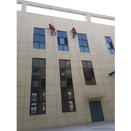 高空玻璃幕墙清洗方法(图1)