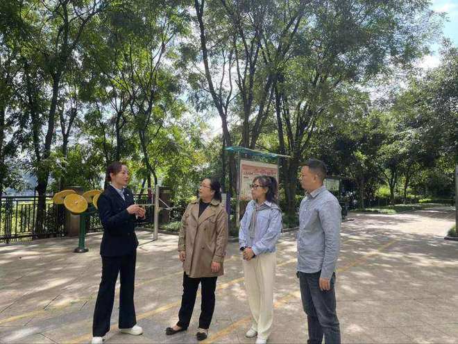 重庆九龙坡：黄家码头社区引领小区基层治理的成功实践