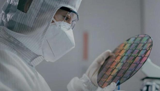 荷兰光刻机新规震动全球芯片业中国供应链自给已经按下加速键(图8)