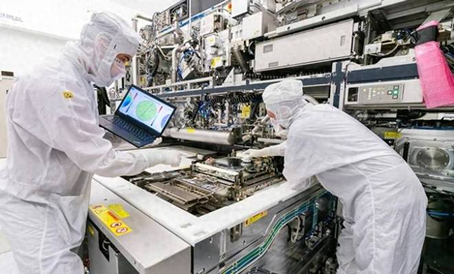 让光刻机变成“废铁”？中企正式官宣日、美企业最担心的事来了(图4)