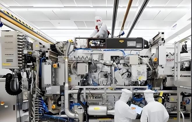 让光刻机变成“废铁”？中企正式官宣日、美企业最担心的事来了(图18)