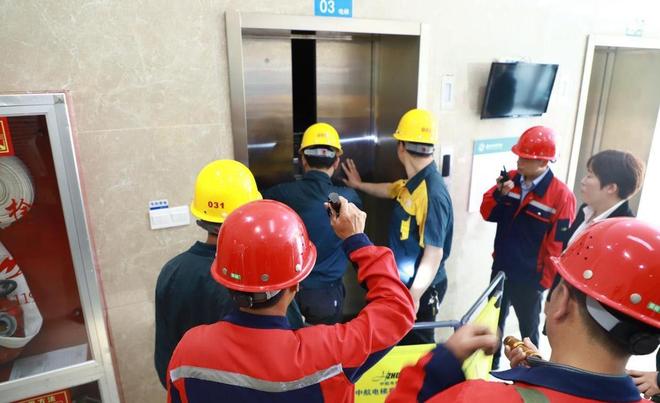 曹德旺预言成真了？我国二三十层的电梯房或将面临同一个结局？(图30)