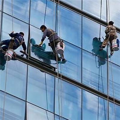 高空外墙清洗施工条件及规定要求—蓝飞