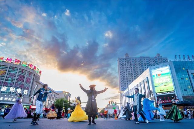 锡林浩特的“贝广之恋”(图3)